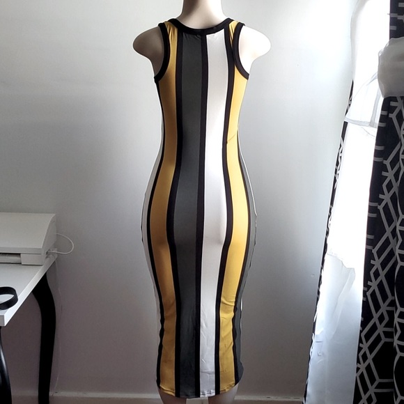 Strip Dress Brand New - Picture 6 of 8